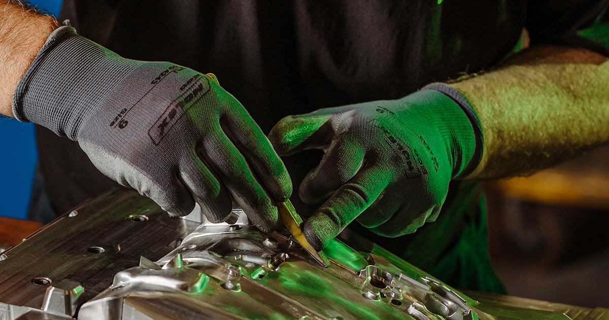 stampo-iniezione-plastica